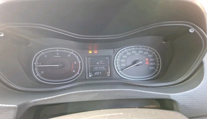2018 Maruti Vitara Brezza VDI (O), Diesel, Manual, 1,32,359 km, interior