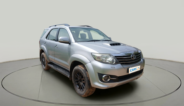 2015 Toyota Fortuner 3.0 4X2 AT, Diesel, Automatic, 31,17,562 km, exterior