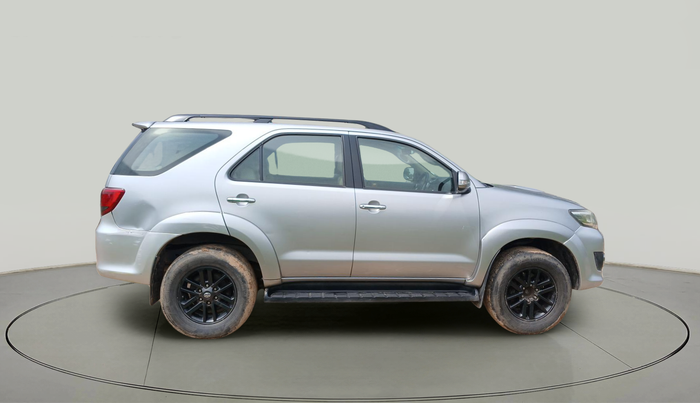 2015 Toyota Fortuner 3.0 4X2 AT, Diesel, Automatic, 31,17,562 km, exterior