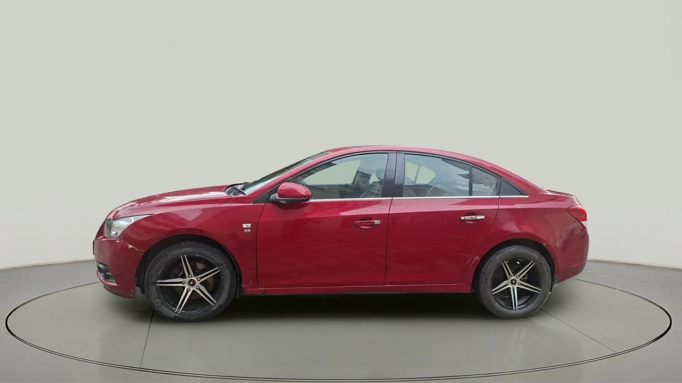 2013 Chevrolet Cruze LTZ AT, Diesel, Automatic, 1,18,685 km, exterior