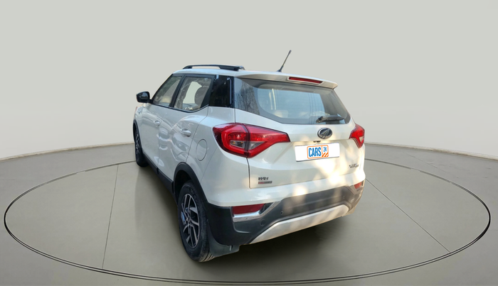2022 Mahindra XUV300 W8 (O) 1.2 PETROL AMT, Petrol, Automatic, 23,172 km, exterior