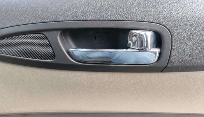 2013 Hyundai i20 SPORTZ 1.4 CRDI, Diesel, Manual, 1,26,055 km, interior