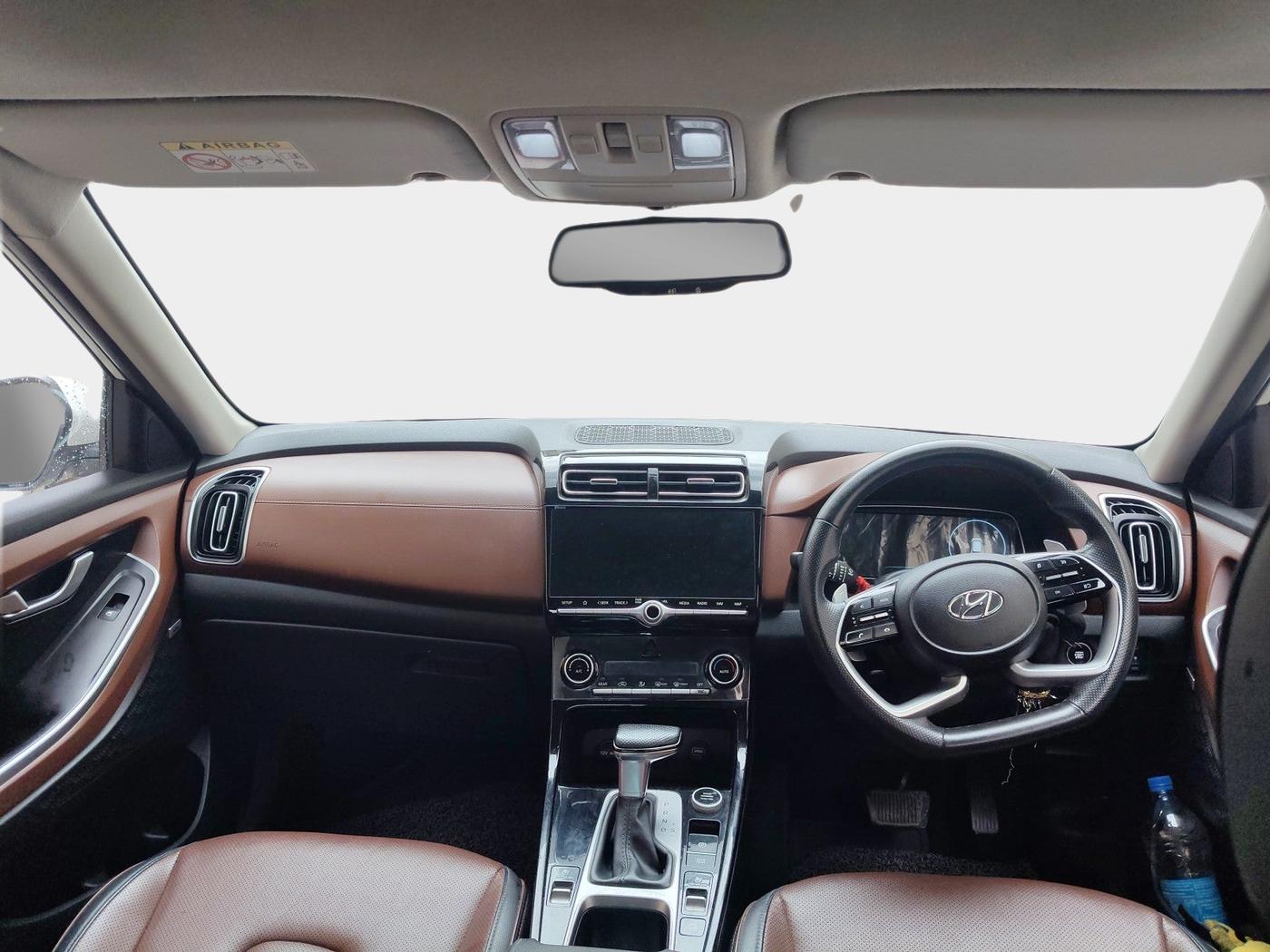 2022 Hyundai ALCAZAR 1.5 SIGNATURE (O) AT 6STR, Diesel, Automatic, 1,20,521 km, interior