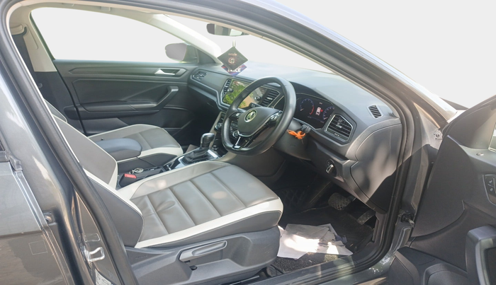 2021 Volkswagen T-ROC 1.5 TSI AT, Petrol, Automatic, 50,728 km, interior