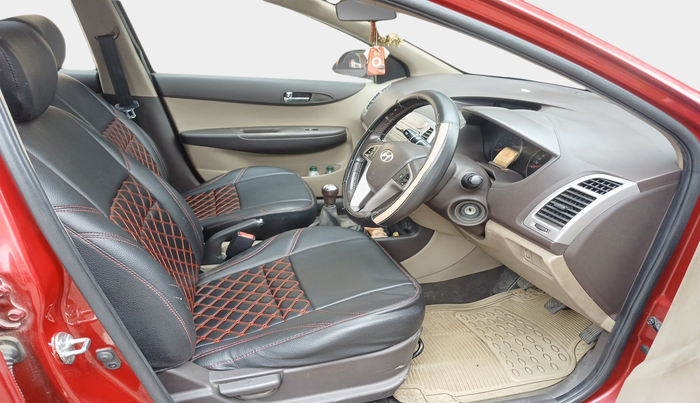 2010 Hyundai i20 SPORTZ 1.2, Petrol, Manual, 60,314 km, interior