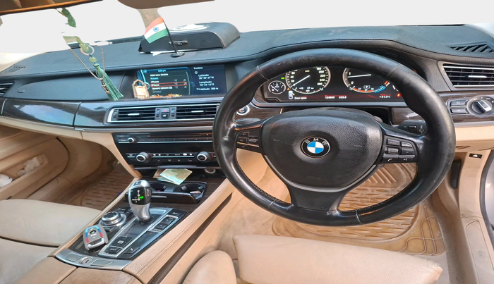 2011 BMW 7 Series 730Ld, Diesel, Automatic, 1,24,905 km, interior