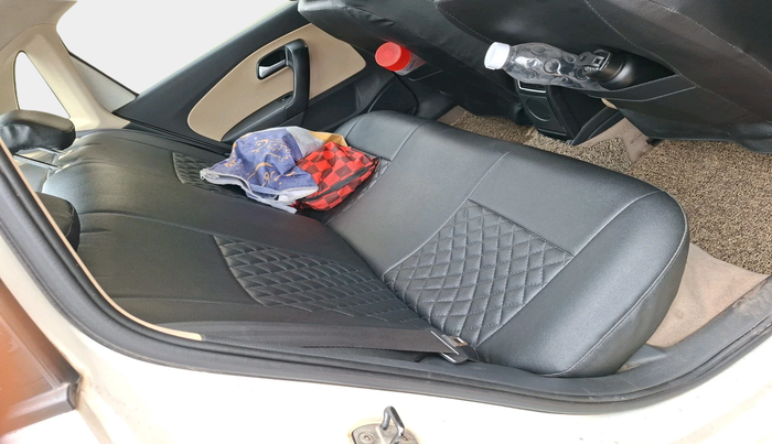 2017 Volkswagen Ameo HIGHLINE1.2L, Petrol, Manual, 66,043 km, interior