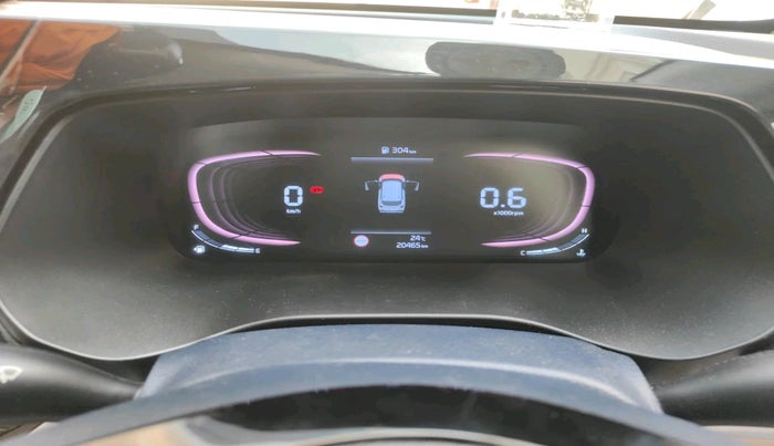 2022 KIA CARENS LUXURY PLUS 1.4 PETROL 7 STR, Petrol, Manual, 20,465 km, interior