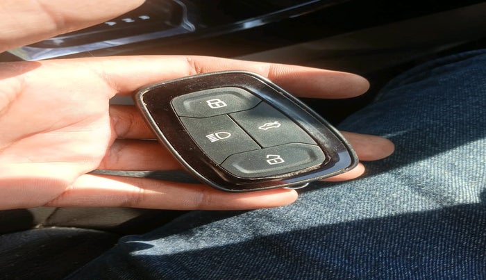 2020 Tata NEXON XZA PLUS PETROL, Petrol, Automatic, 87,233 km, interior