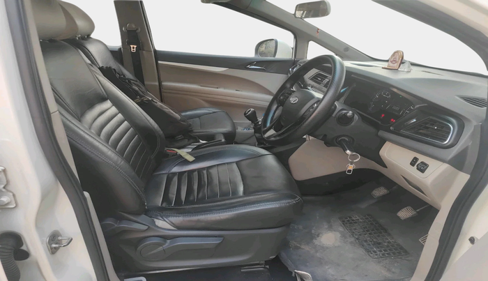 2020 Mahindra MARAZZO M 6 + 7 STR, Diesel, Manual, 1,19,677 km, interior