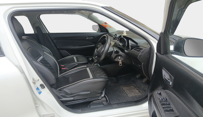2023 Maruti Swift VXI, Petrol, Manual, 32,481 km, interior