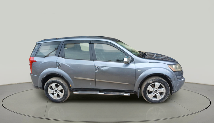 2011 Mahindra XUV500 W8 AWD, Diesel, Manual, 1,09,174 km, exterior