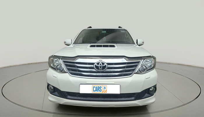 2013 Toyota Fortuner 3.0 4X2 AT, Diesel, Automatic, 1,13,407 km, exterior