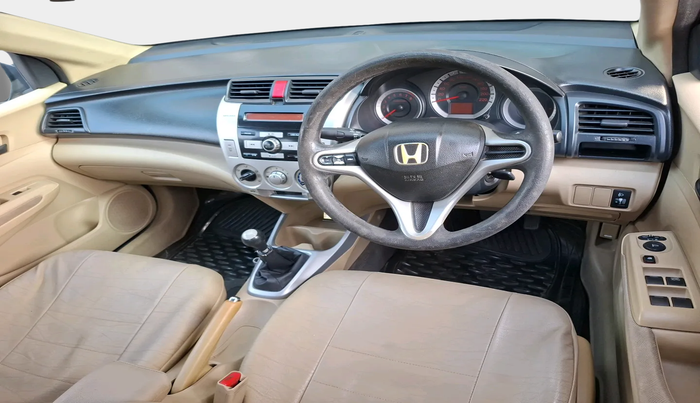 2011 Honda City 1.5L I-VTEC S MT, Petrol, Manual, 1,40,933 km, interior