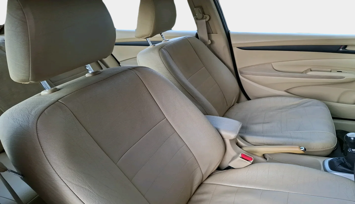 2011 Honda City 1.5L I-VTEC S MT, Petrol, Manual, 1,40,933 km, interior
