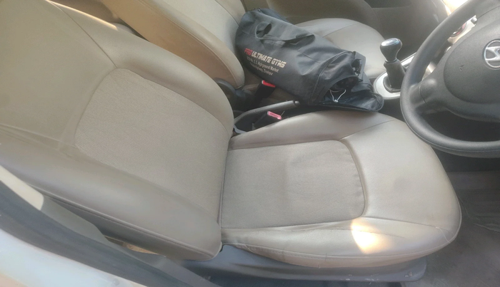 2012 Hyundai i10 MAGNA 1.1, Petrol, Manual, 63,888 km, interior