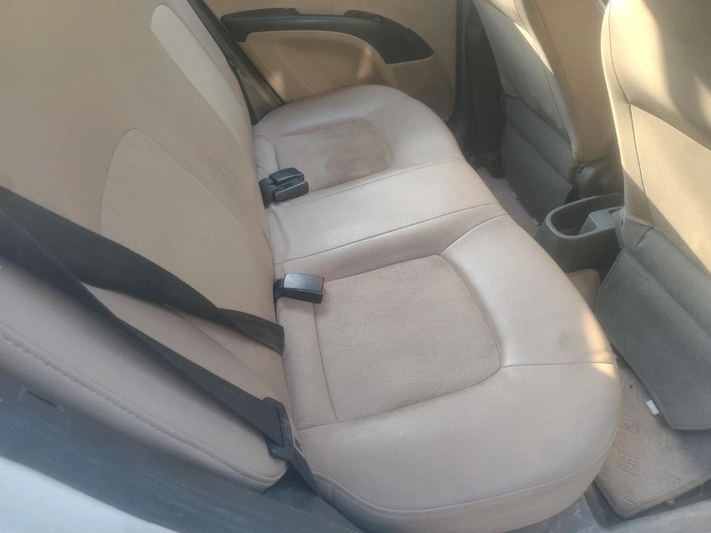 2012 Hyundai i10 MAGNA 1.1, Petrol, Manual, 63,888 km, interior
