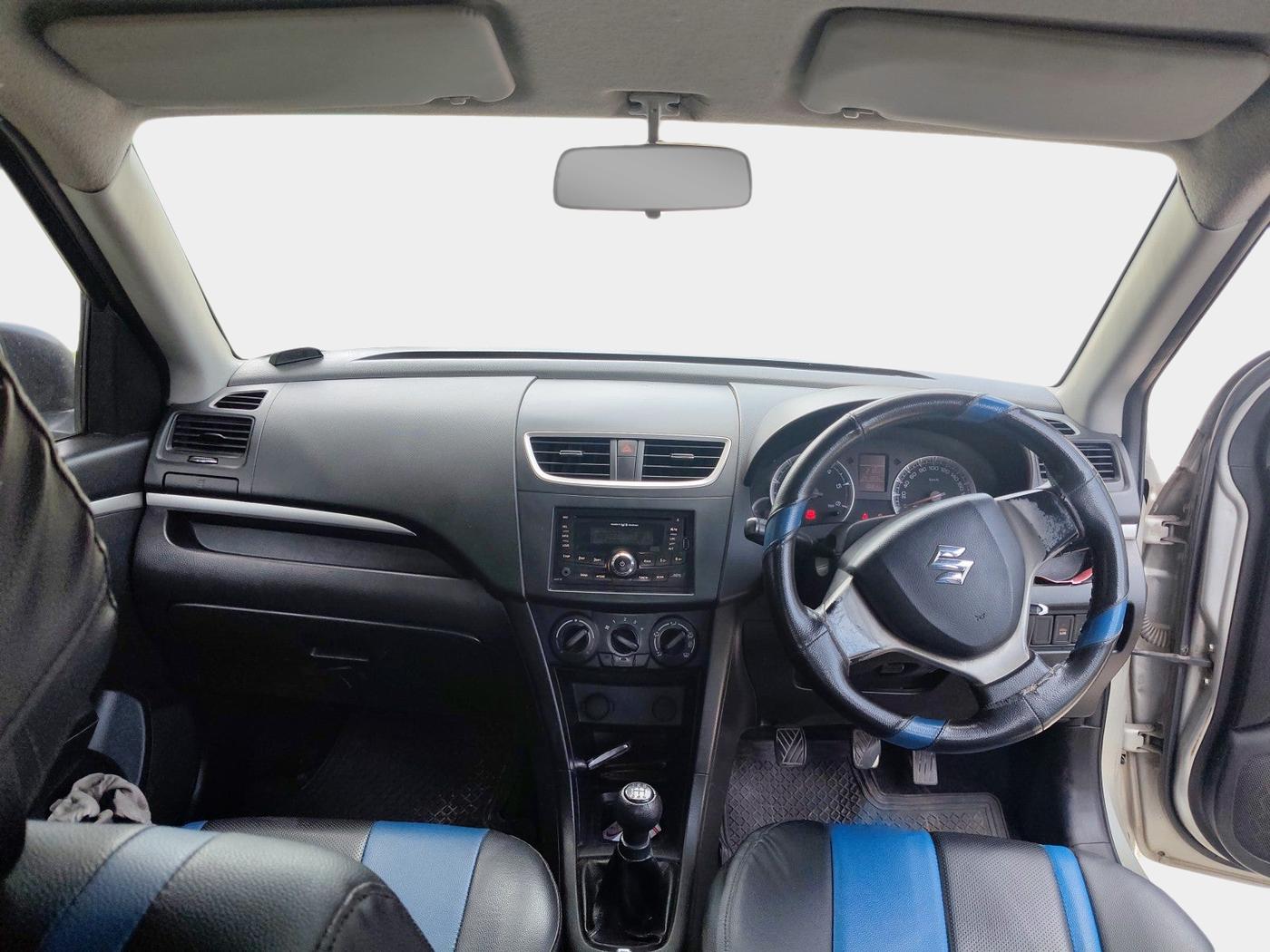 2013 Maruti Swift VDI, Diesel, Manual, 2,51,865 km, interior