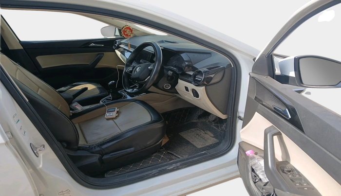 2022 Skoda SLAVIA AMBITION 1.0L TSI MT, Petrol, Manual, 45,145 km, interior