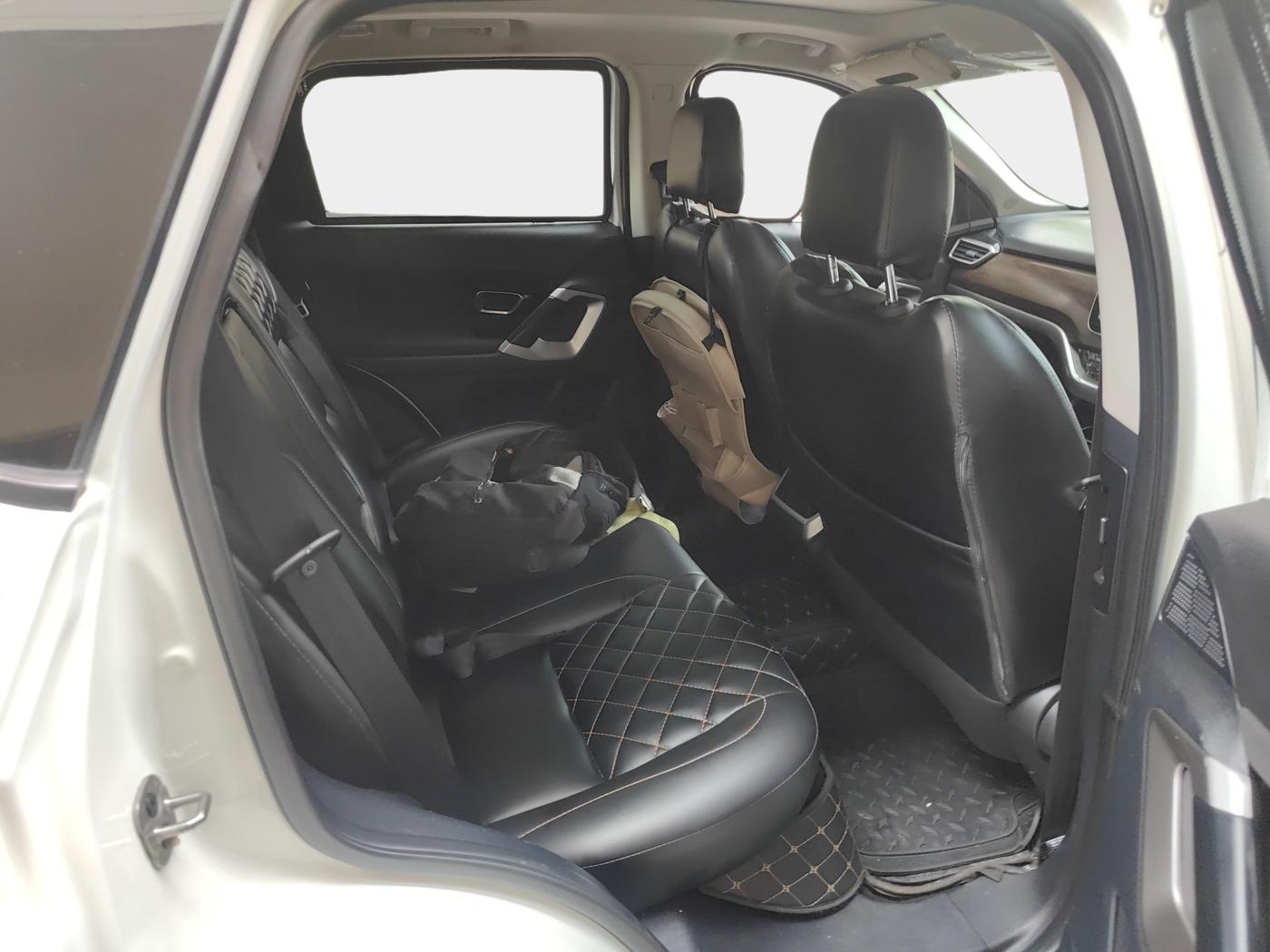2022 Tata Harrier XT PLUS 2.0L KRYOTEC, Diesel, Manual, 40,400 km, interior