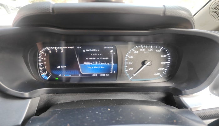 2024 Tata ALTROZ XZ + SUNROOF, Petrol, Manual, 10,500 km, interior