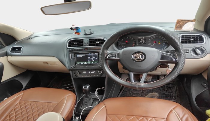 2017 Skoda Rapid STYLE 1.5 TDI AT, Diesel, Automatic, 1,56,517 km, interior