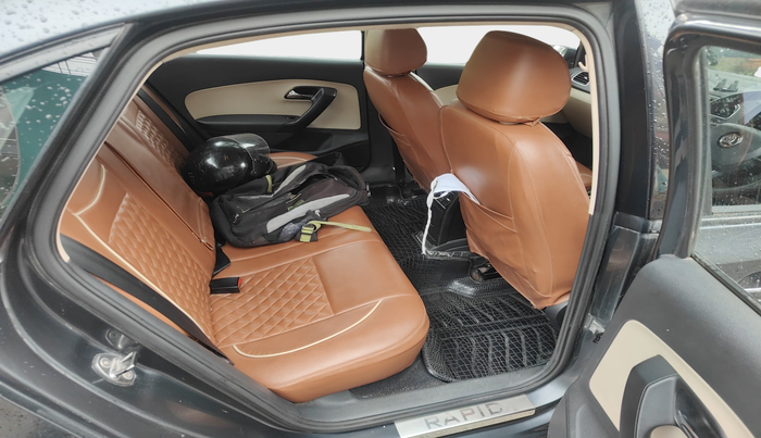 2017 Skoda Rapid STYLE 1.5 TDI AT, Diesel, Automatic, 1,56,517 km, interior