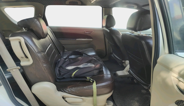 2018 Maruti Ertiga VXI CNG, Petrol, Manual, 1,40,742 km, interior