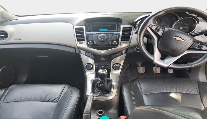 2014 Chevrolet Cruze LTZ, Diesel, Manual, 1,57,662 km, interior