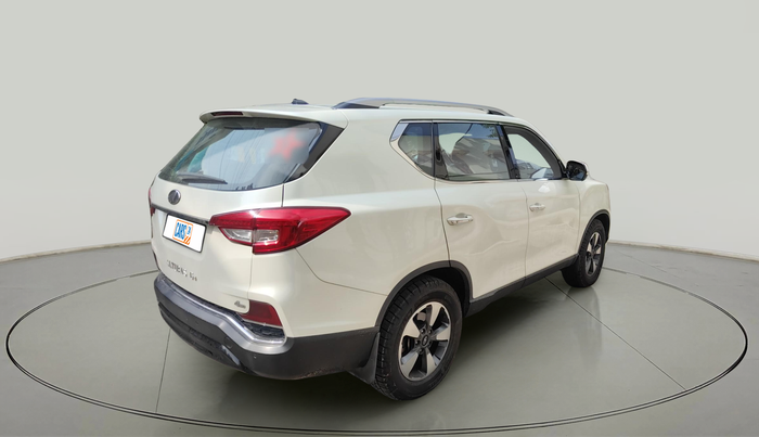 2018 Mahindra ALTURAS G4 4WD AT, Diesel, Automatic, 44,000 km, exterior