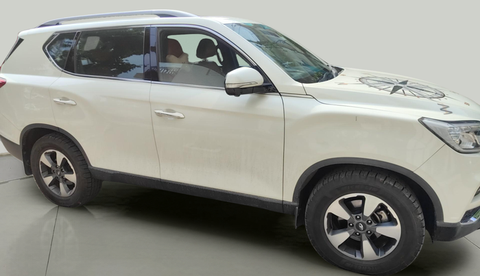 2018 Mahindra ALTURAS G4 4WD AT, Diesel, Automatic, 44,000 km, exterior