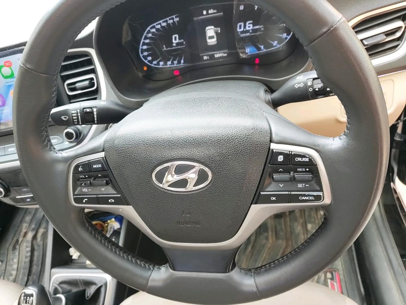 2022 Hyundai Verna SX 1.5 VTVT, Petrol, Manual, 99,958 km, interior