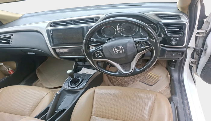 2018 Honda City 1.5L I-DTEC V, Diesel, Manual, 1,65,845 km, interior