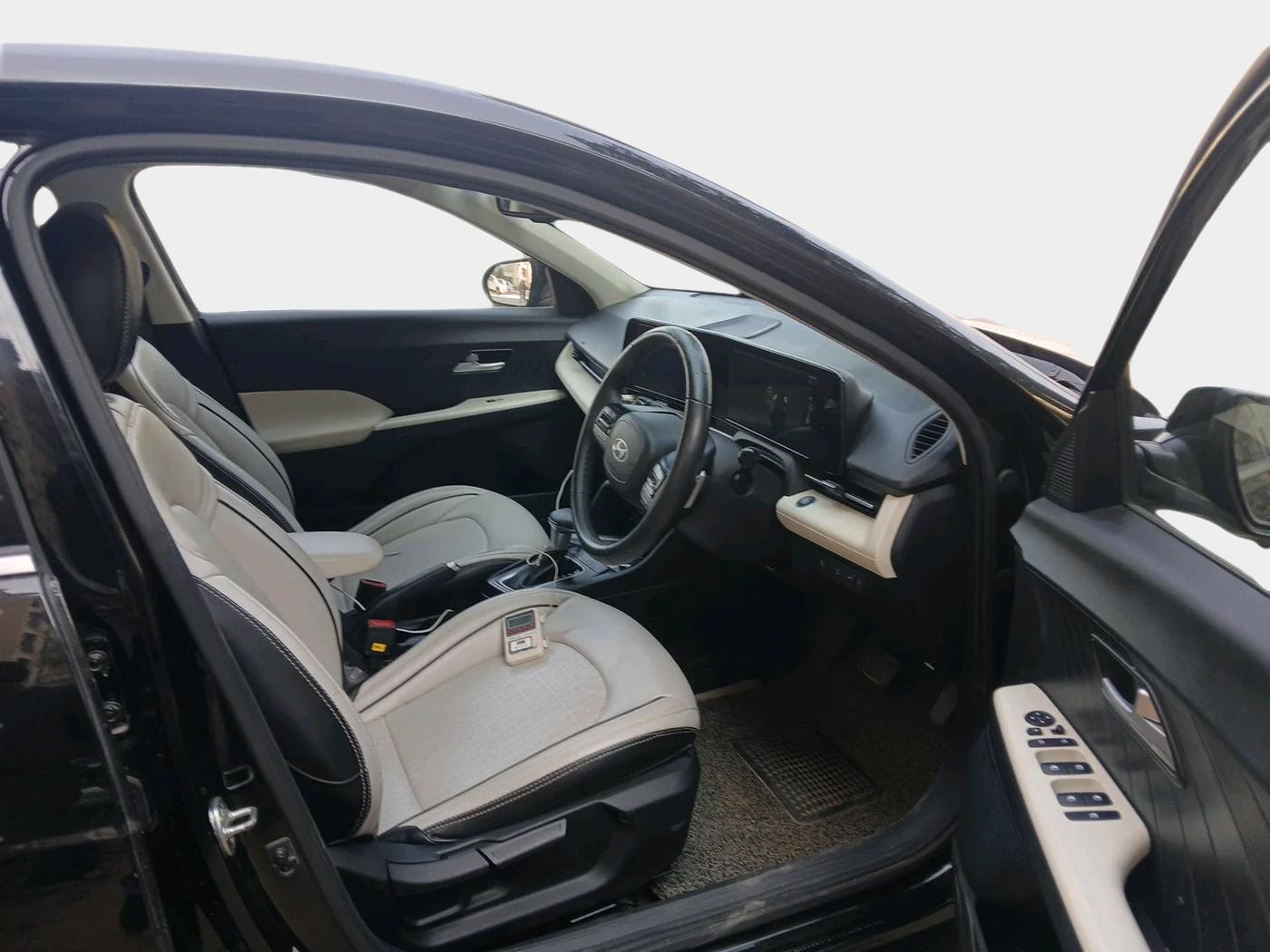 2024 Hyundai Verna  SX 1.5 MPI IVT, Petrol, Automatic, 42,086 km, interior