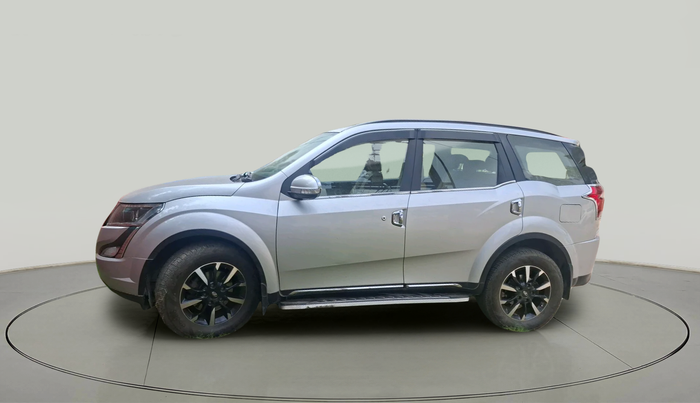 2019 Mahindra XUV500 W11, Diesel, Manual, 1,00,244 km, exterior