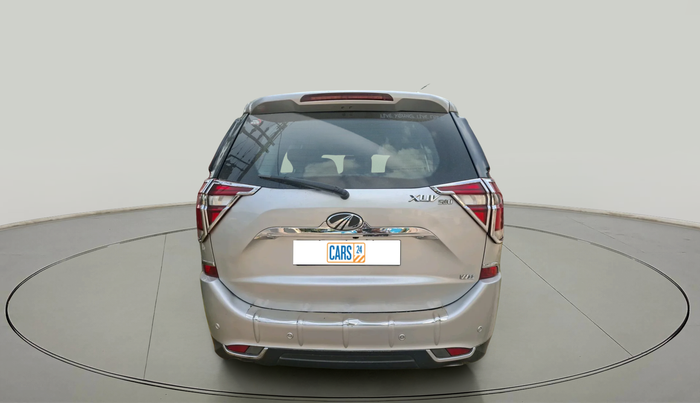 2019 Mahindra XUV500 W11, Diesel, Manual, 1,00,244 km, exterior