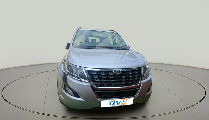 2019 Mahindra XUV500 W11, Diesel, Manual, 1,00,244 km, exterior