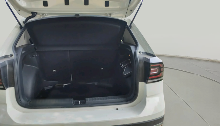 2022 Volkswagen TAIGUN TOPLINE 1.0 TSI MT, Petrol, Manual, 1,28,192 km, exterior