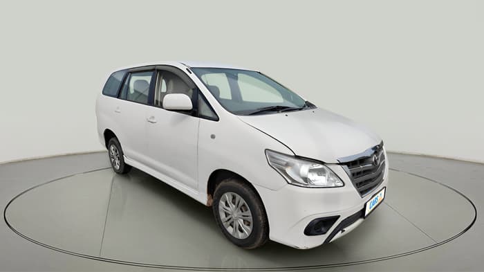 2013 Toyota Innova 2.5 GX 7 STR, Diesel, Manual, 1,80,411 km, exterior