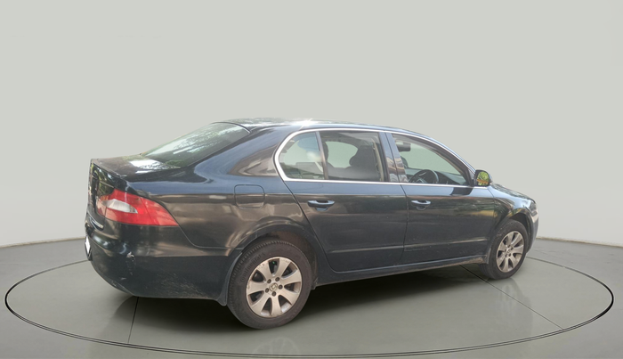 2011 Skoda Superb ELEGANCE 1.8 TSI AT, Petrol, Automatic, 81,449 km, exterior