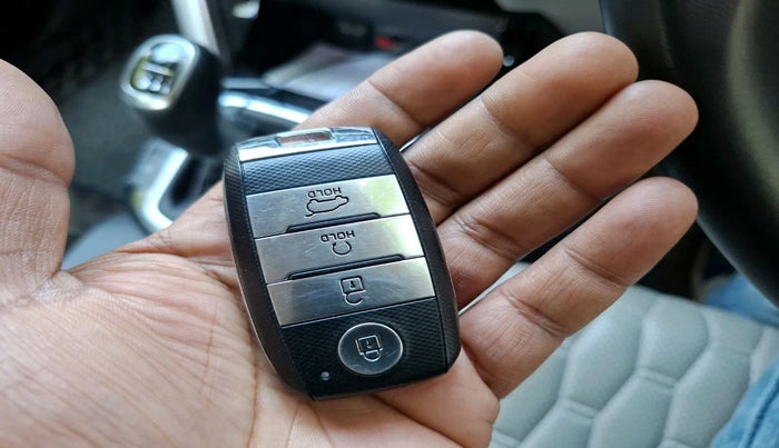 2022 KIA SELTOS HTX PETROL 1.5, Petrol, Manual, 22,569 km, interior