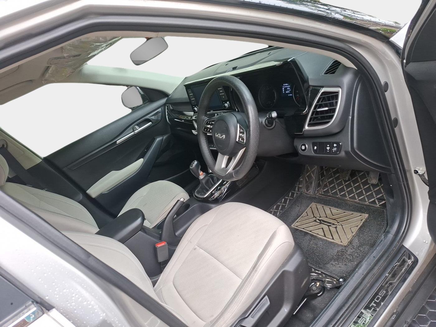 2023 KIA SELTOS  HTK PLUS 1.5 TURBO PETROL IMT, Petrol, Manual, 22,000 km, interior