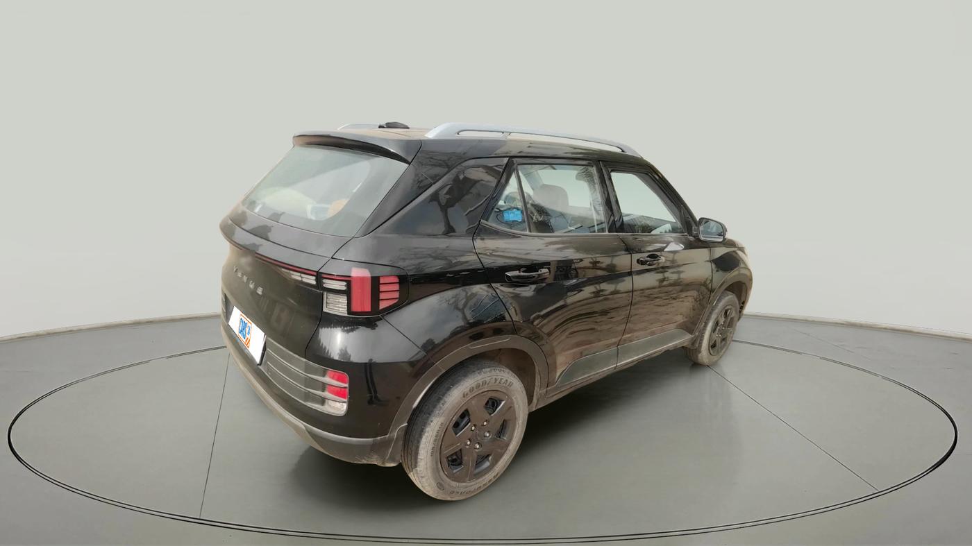 2023 Hyundai VENUE SX 1.2 PETROL, Petrol, Manual, 33,807 km, exterior