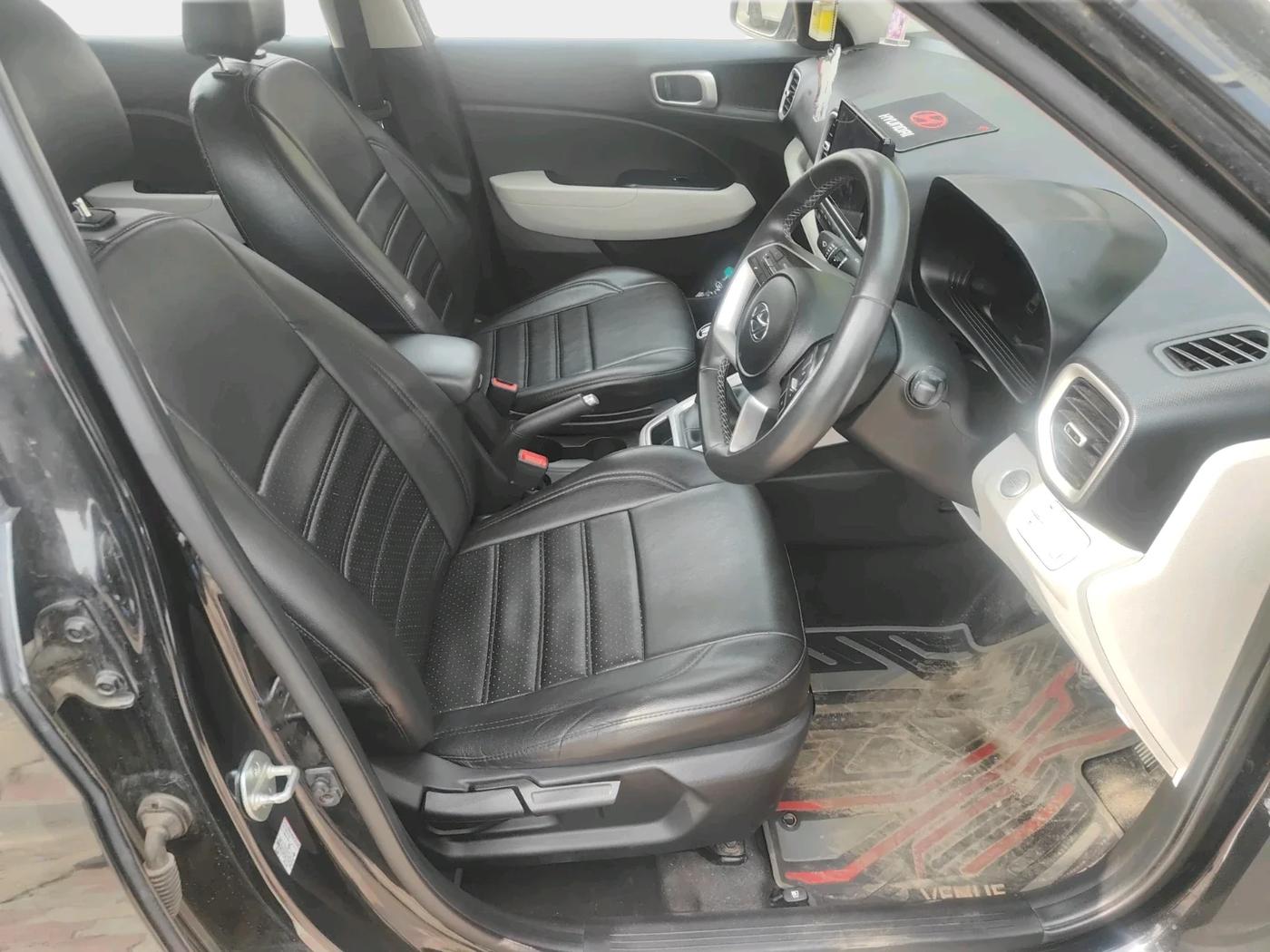 2023 Hyundai VENUE SX 1.2 PETROL, Petrol, Manual, 33,807 km, interior