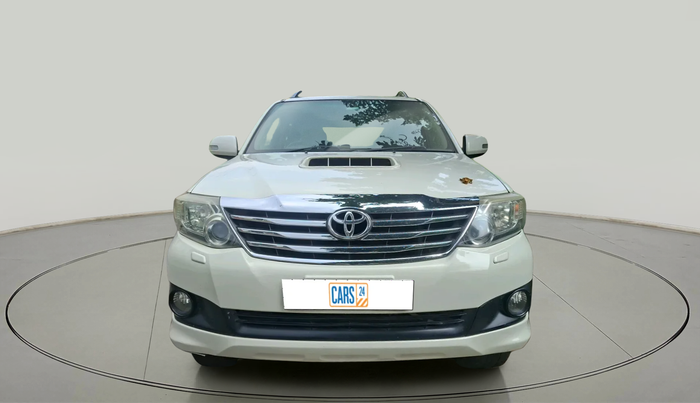 2013 Toyota Fortuner 3.0 4X2 AT, Diesel, Automatic, 52,683 km, exterior