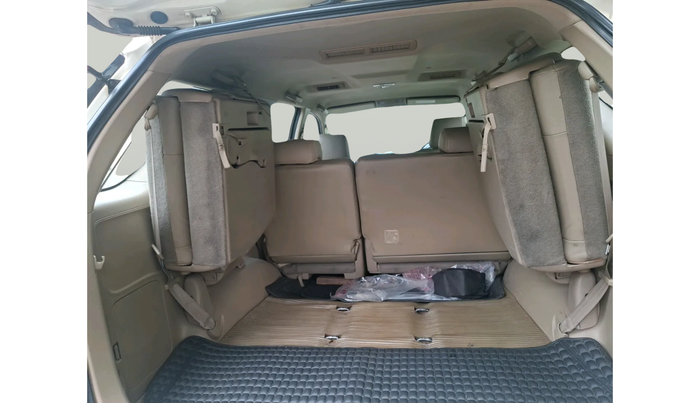 2013 Toyota Fortuner 3.0 4X2 AT, Diesel, Automatic, 52,683 km, interior