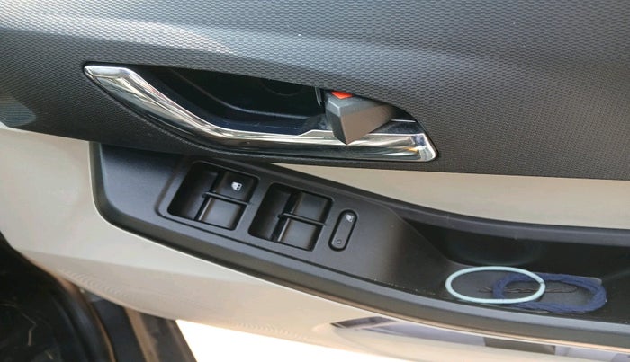 2024 Tata Tiago XZA PLUS PETROL, Petrol, Automatic, 20,472 km, interior