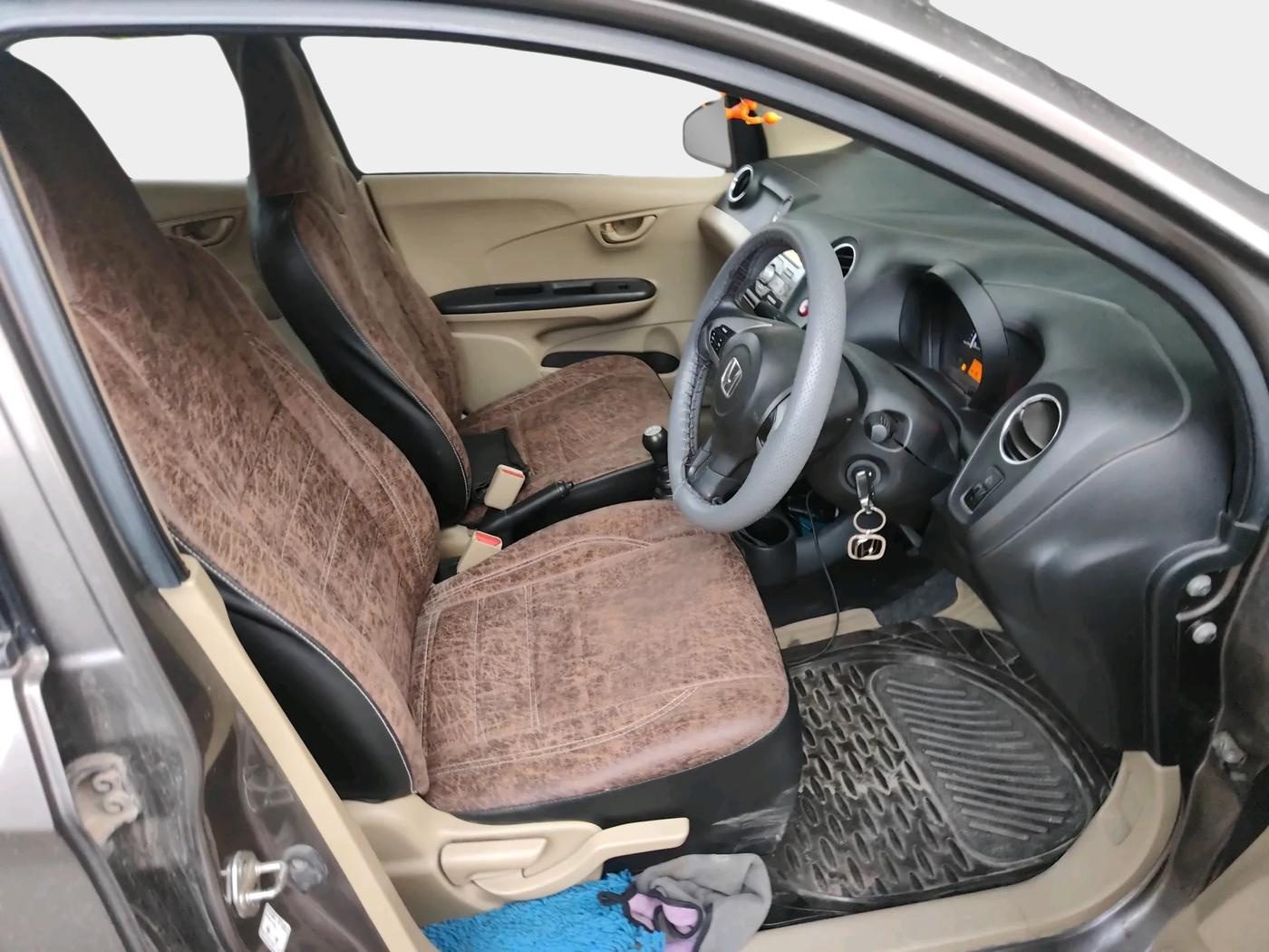 2016 Honda Brio S MT, Petrol, Manual, 37,269 km, interior