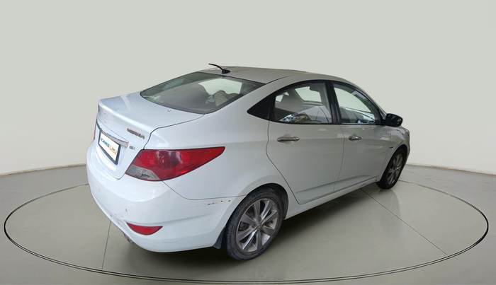 2013 Hyundai Verna FLUIDIC 1.6 VTVT SX OPT, Petrol, Manual, 83,420 km, exterior