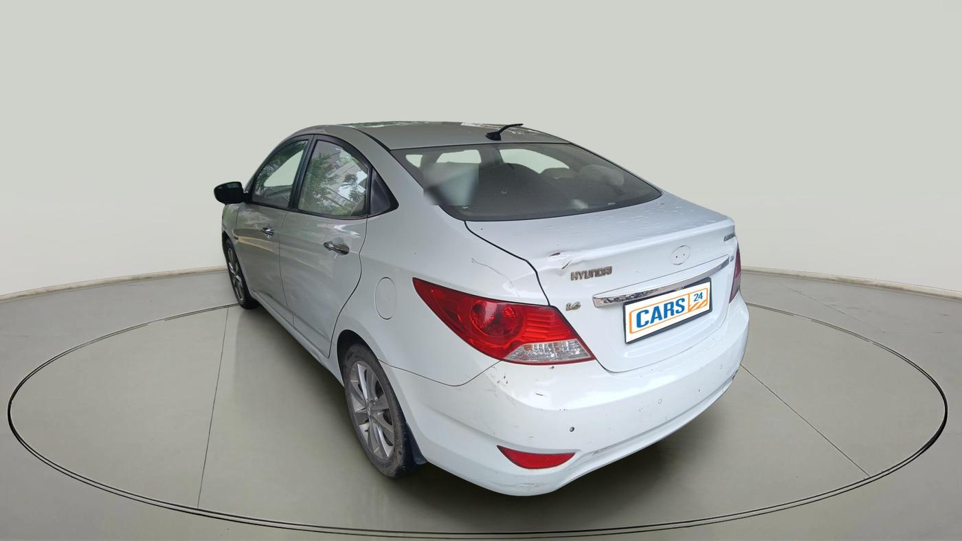 2013 Hyundai Verna FLUIDIC 1.6 VTVT SX OPT, Petrol, Manual, 83,420 km, exterior